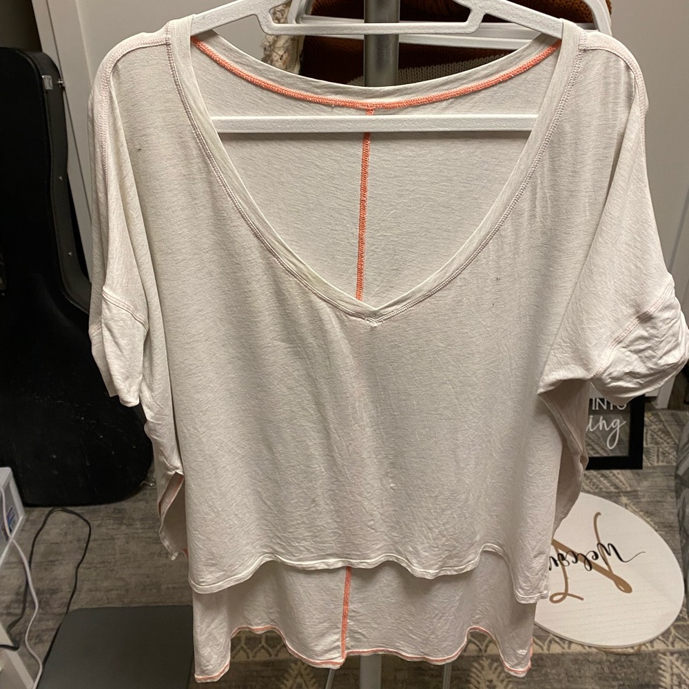 Lululemon Back Into It short sleeve wide v-neck